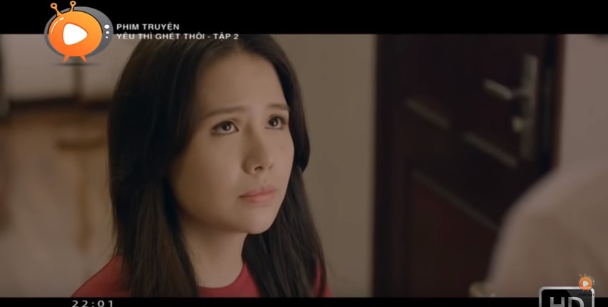 Phim Yêu Thì Ghét Thôi tập 2: Đang mùi mẫn mà bị phá đám, con rể Vân Dung hoảng hốt mặc quần trái Phim Yêu Thì Ghét Thôi tập 2: Đang mùi mẫn mà bị phá đám, con rể Vân Dung hoảng hốt mặc quần trái