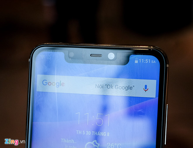 Mobiistar X ra mắt ở VN - dáng giống iPhone X, giá 4,5 triệu đồng