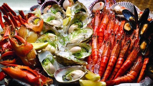 Bị cắt cụt tay chỉ vì ăn món khoái khẩu này: Chuyên gia cảnh báo một thói quen ăn uống dễ dẫn đến cái kết đắng!