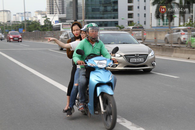 Ngày làm việc cuối cùng trước kỳ nghỉ 2/9: Hàng nghìn người chen chúc tại bến xe, cửa ngõ kẹt cứng