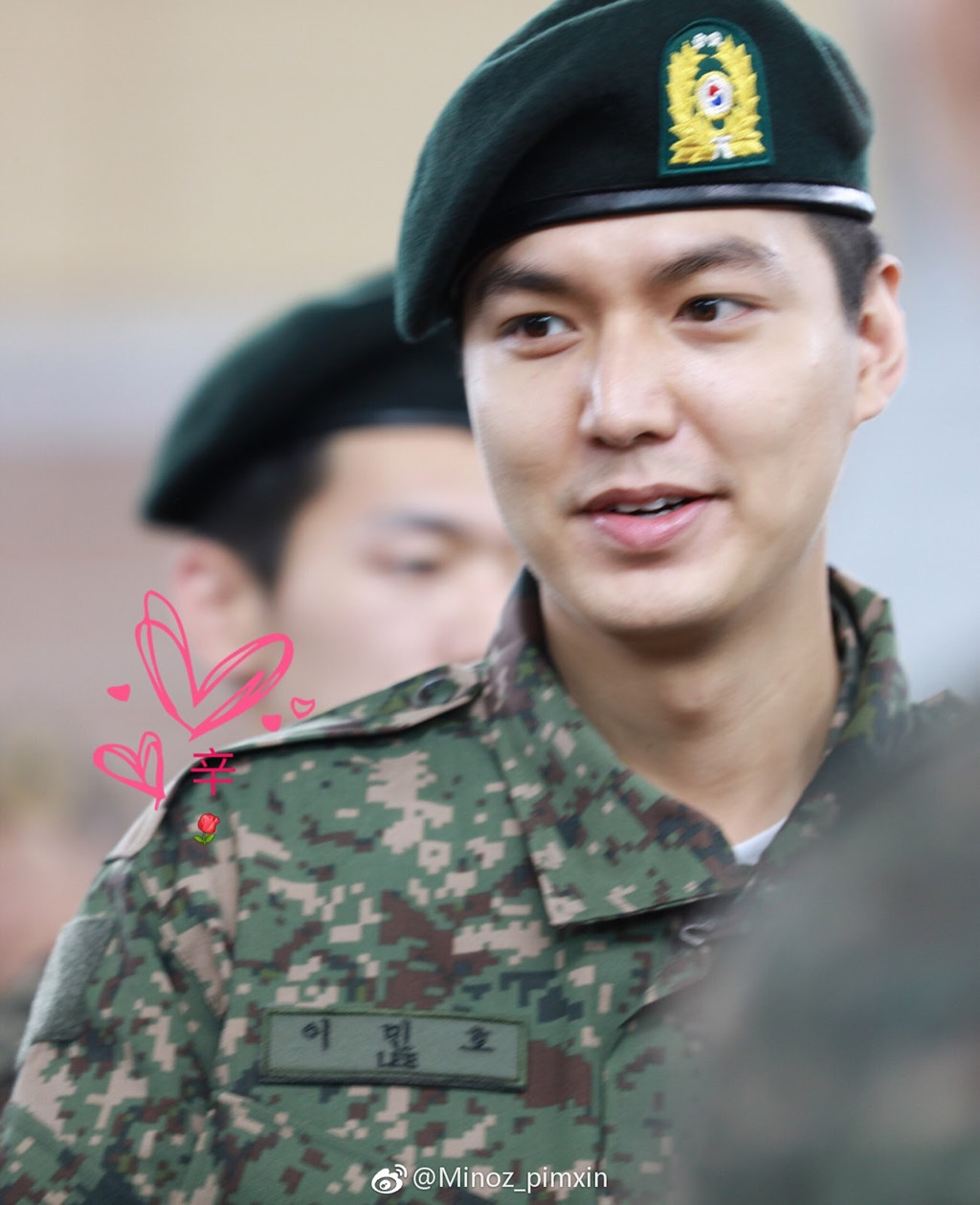 Đâu chỉ Son Heung-min, sao nam Hàn Quốc sợ nhập ngũ như thế nào?