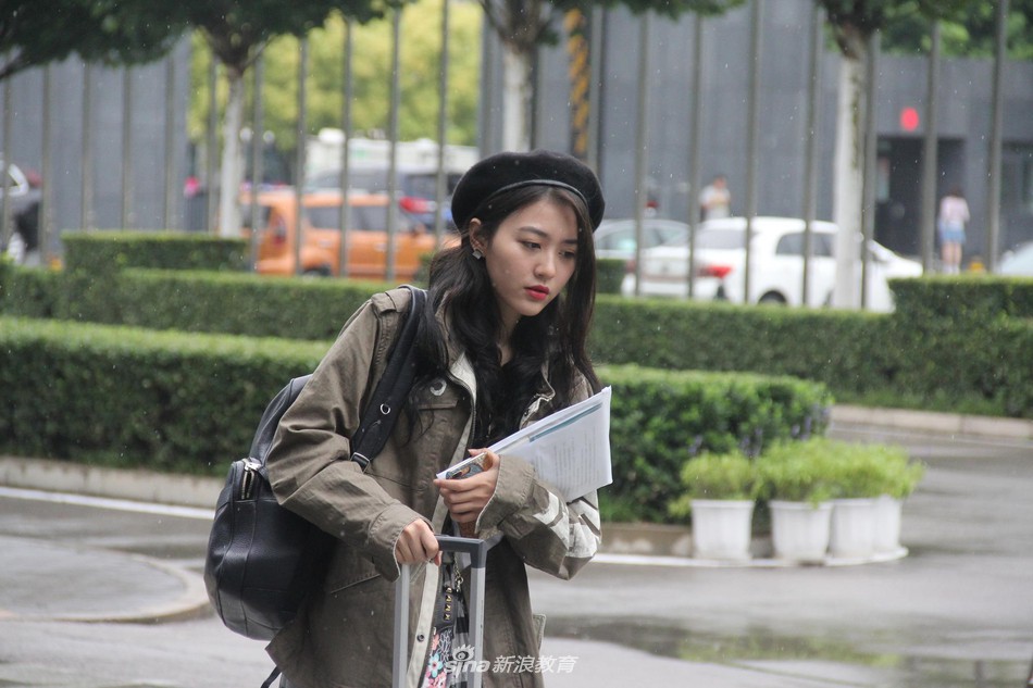 Ngày nhập học của lò đào tạo minh tinh Châu Á: Nhìn đâu cũng thấy trai xinh gái đẹp