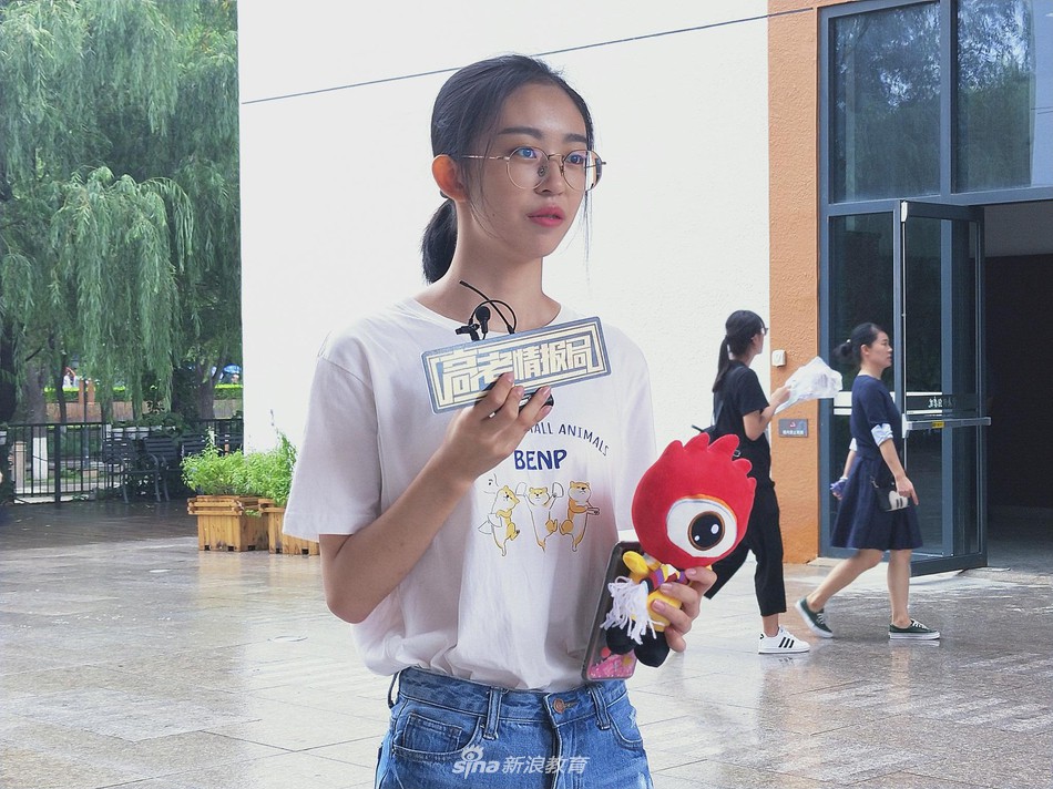 Ngày nhập học của lò đào tạo minh tinh Châu Á: Nhìn đâu cũng thấy trai xinh gái đẹp Ngày nhập học của lò đào tạo minh tinh Châu Á: Nhìn đâu cũng thấy trai xinh gái đẹp