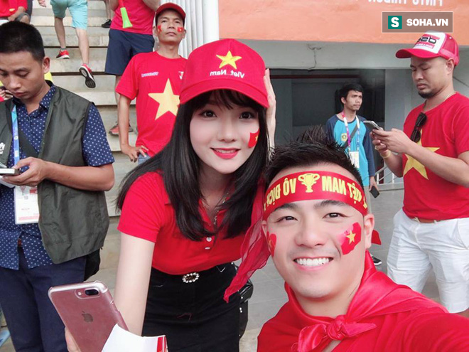 Nữ CĐV Việt được săn lùng trên mạng xã hội Hàn Quốc, danh tính khiến nhiều người bất ngờ
