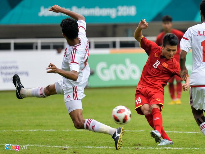 BLV Quang Huy: ‘Đừng trách Quang Hải, cậu ấy mệt rồi!’