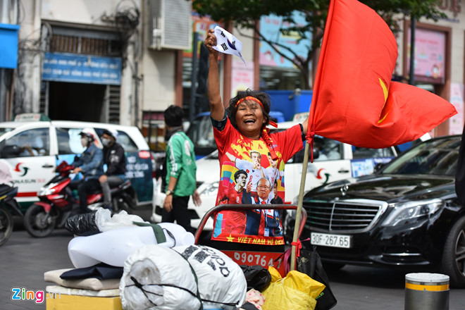 Hàng triệu cổ động viên lặng người sau loạt penalty cân não