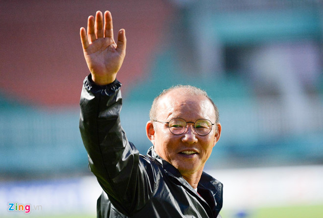 Hàng triệu cổ động viên lặng người sau loạt penalty cân não