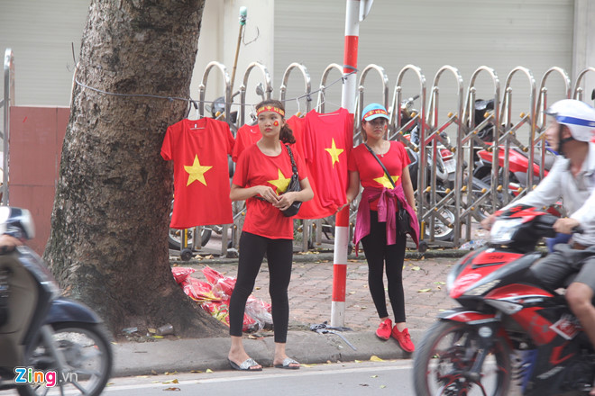 Hàng triệu cổ động viên lặng người sau loạt penalty cân não