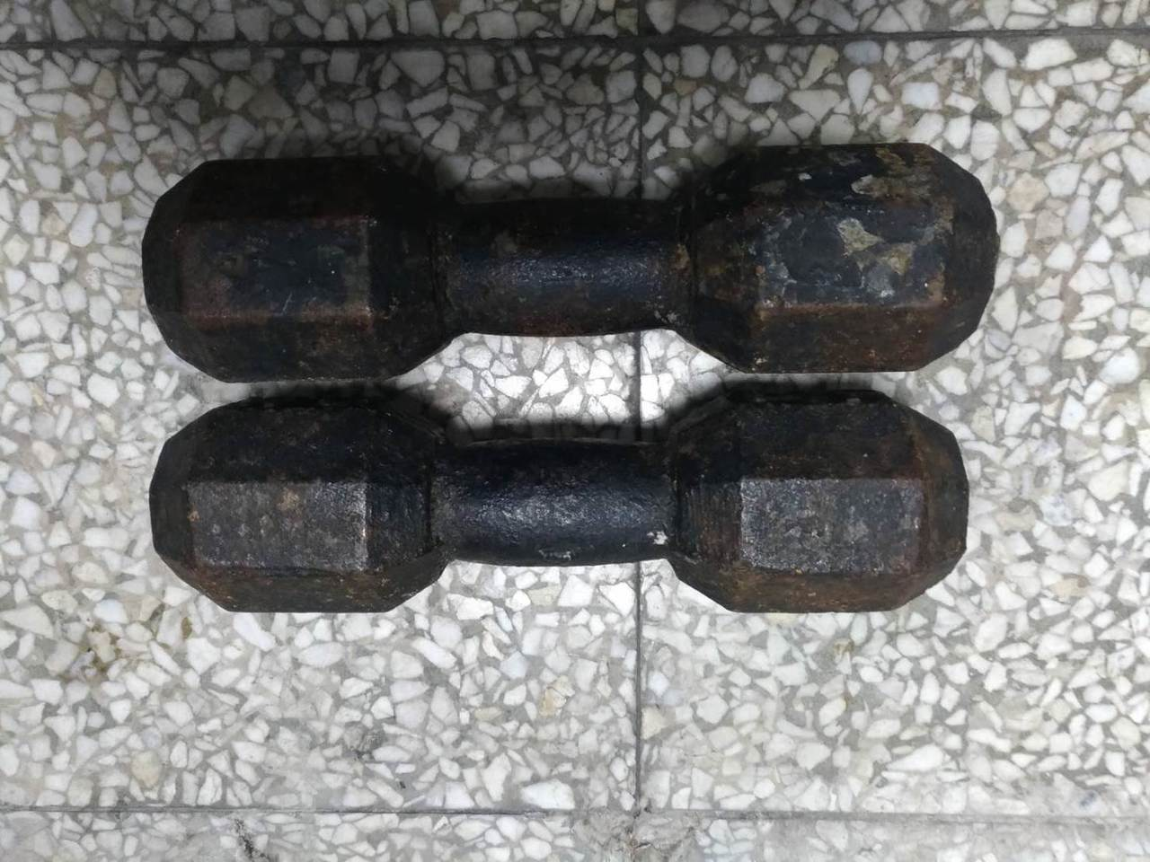 Cô gái mất tích nhiều ngày, thi thể được phát hiện chôn dưới nền xi măng trong phòng ngủ vạch trần danh tính kẻ sát nhân không ai ngờ tới