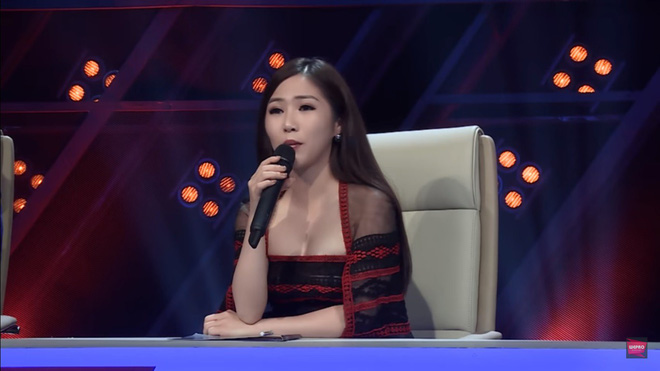 The Debut tập 13: Hương Tràm và Hoàng Thùy Linh liên tiếp đá đểu nhau trên sóng truyền hình