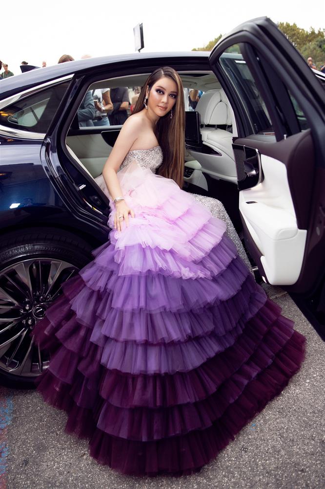 Đi tranh Sư tử vàng tại liên hoan phim Venice, Lý Nhã Kỳ được truyền thông quốc tế bao vây Đi tranh Sư tử vàng tại liên hoan phim Venice, Lý Nhã Kỳ được truyền thông quốc tế bao vây