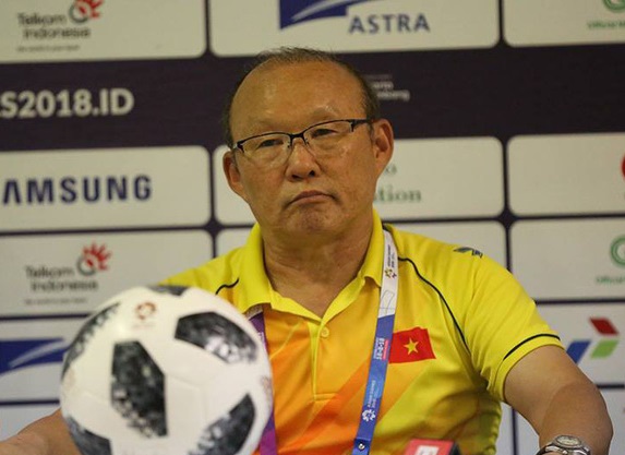 HLV Park Hang-seo trải lòng sau trận thua đau Olympic UAE