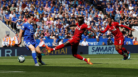 Thắng sát nút, The Kop giữ vững ngôi đầu