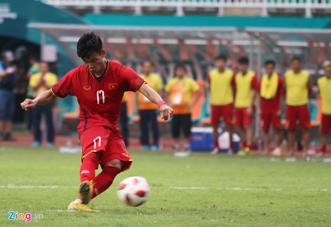 HLV Darby: Đến R.Baggio còn đá hỏng luân lưu, huống gì Quang Hải