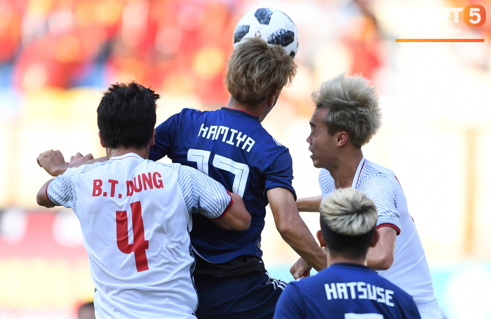 Báo Indonesia: Việt Nam đấu UAE như xe tăng đấu xe buýt mini