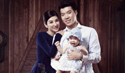 Chồng cũ Huỳnh Dịch: Phạm Băng Băng bị bắt ở Vô Tích