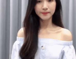 Hòa Minzy cúi đầu xin lỗi fan BTS vì bị chỉ trích xâm phạm đời tư