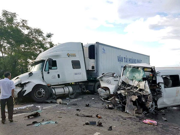 2 ngày nghỉ lễ, 32 người chết vì tai nạn giao thông