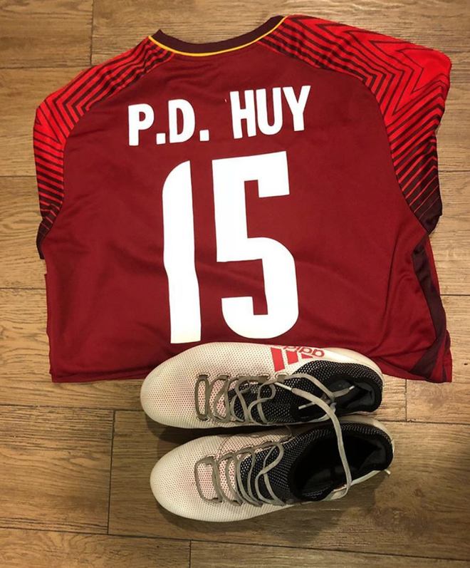 Cầu thủ Olympic Việt đồng loạt xin lỗi sau giải đấu cuối cùng ở cấp độ U23, fan xúc động hỏi: Có gì mà phải xin lỗi?