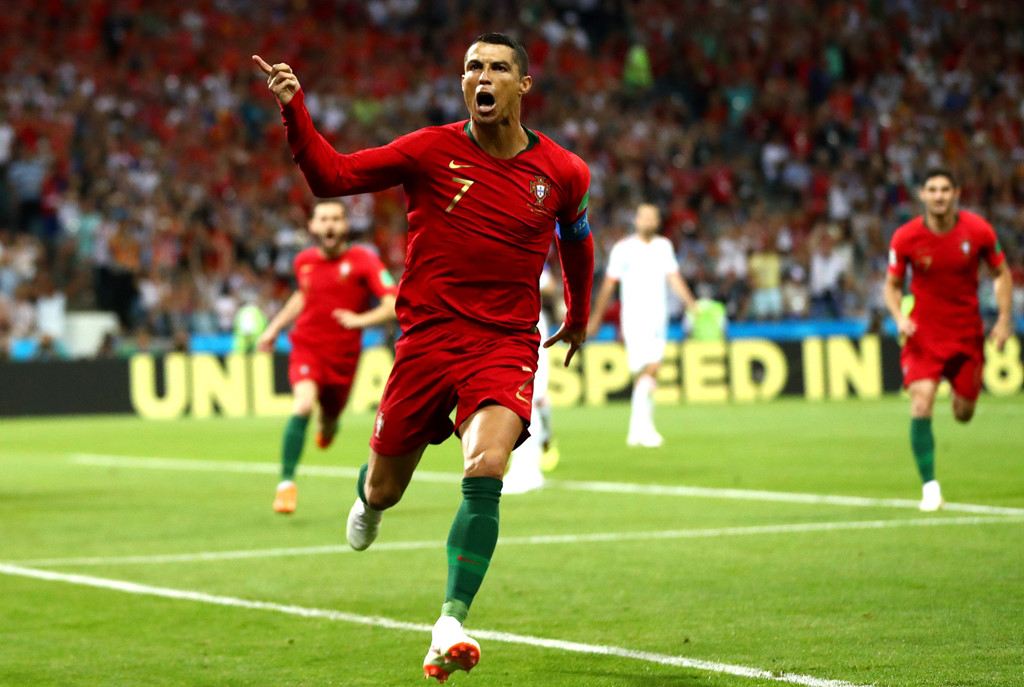 Ronaldo tịt ngòi trận thứ ba liên tiếp: Gay go thật rồi đấy CR7