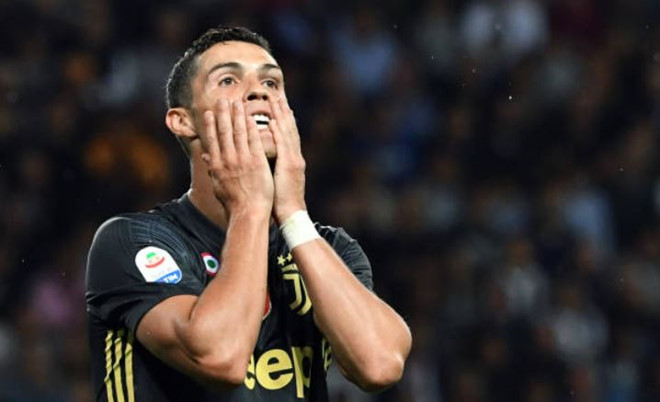 Ronaldo lạc lõng trong trận thắng thứ 3 của Juventus tại Serie A