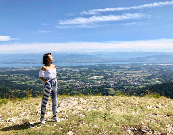 Hoàng Oanh lần đầu trả lời khán giả khi được hỏi Có nên yêu lại người cũ không?