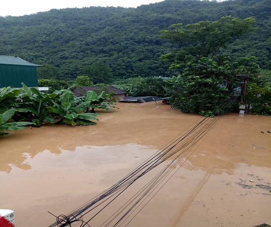 Sơn La: Cấp điện trở lại cho hơn 30.000 người dân vùng lũ đón 2.9