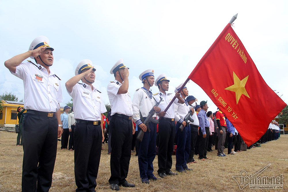 Lời thề son sắt dưới cờ Tổ quốc ở Trường Sa