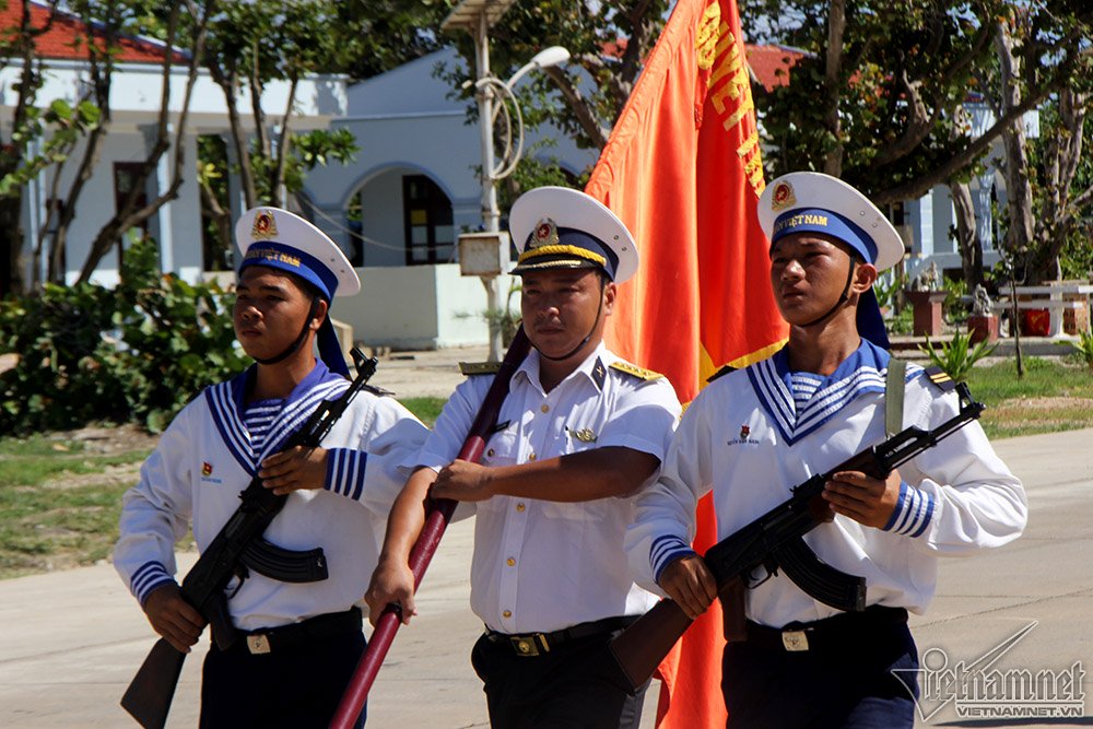 Lời thề son sắt dưới cờ Tổ quốc ở Trường Sa