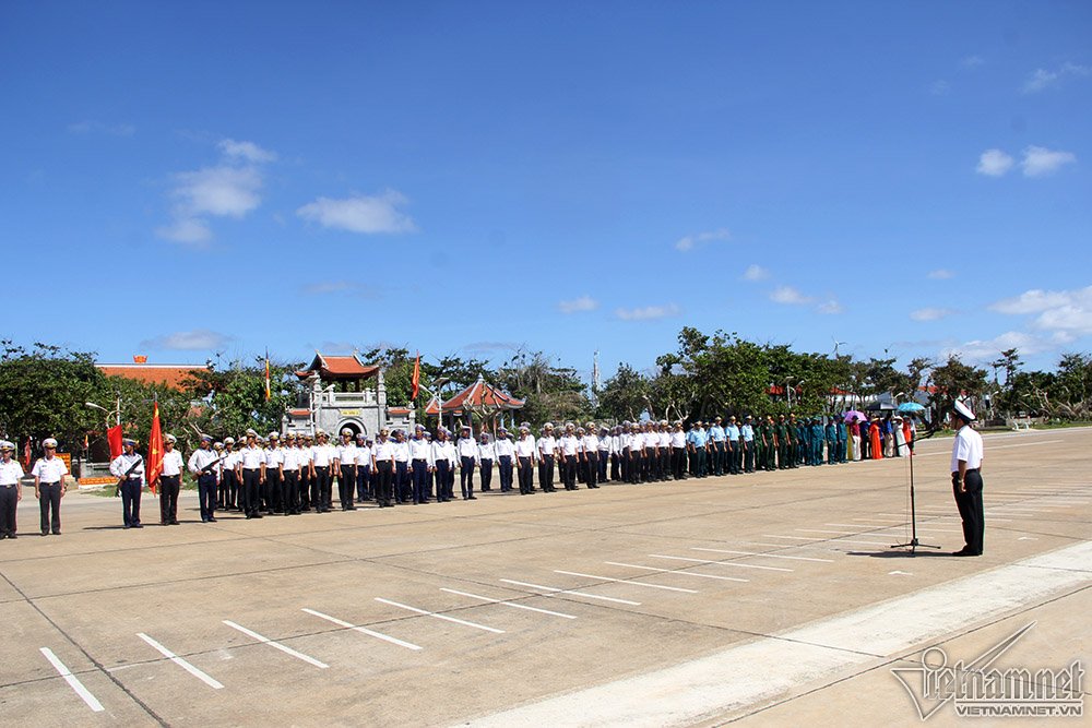 Lời thề son sắt dưới cờ Tổ quốc ở Trường Sa