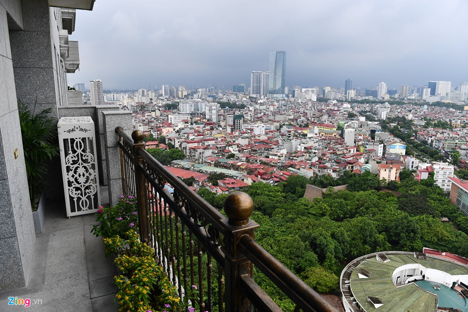 Bên trong biệt thự trên cao dát vàng giá 3 triệu USD tại Hà Nội