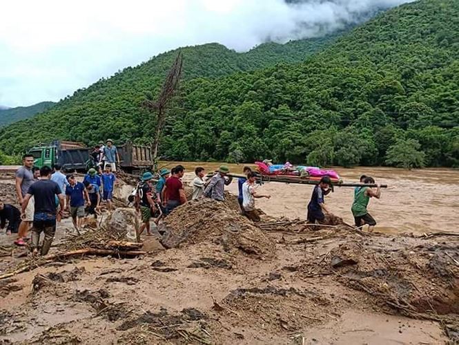 Hình ảnh mưa lũ tàn phá khủng khiếp ở Mường Lát