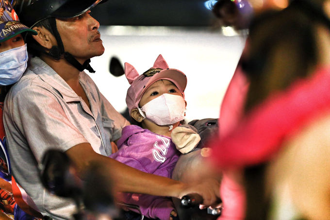 Trung tâm Sài Gòn kẹt cứng đêm Quốc khánh