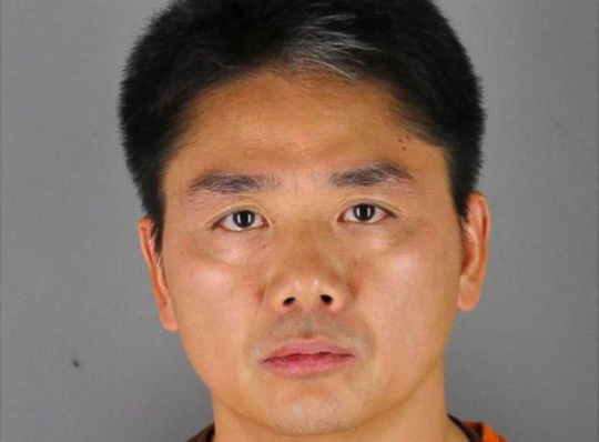 Tỷ phú Trung Quốc bị bắt tại Mỹ vì cáo buộc tình dục