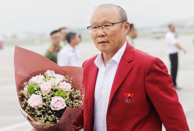 Những khoảnh khắc khi trở về Hà Nội của tuyển Olympic