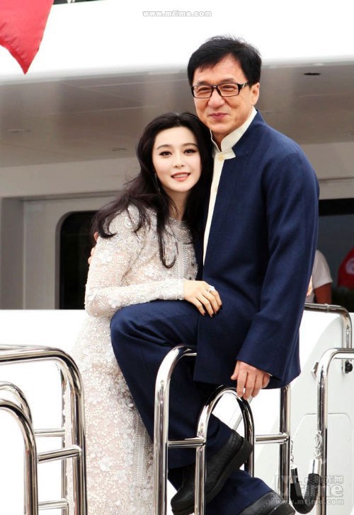 Thành Long xúi giục Phạm Băng Băng sang Mỹ làm đơn xin tị nạn vì scandal trốn thuế?