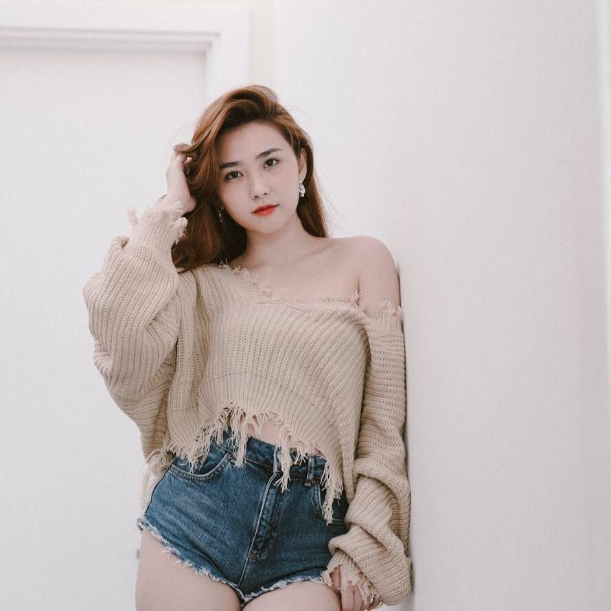 Lộ diện người yêu nóng bỏng của thủ thành Bùi Tiến Dũng, đã ấn định ngày cưới !?