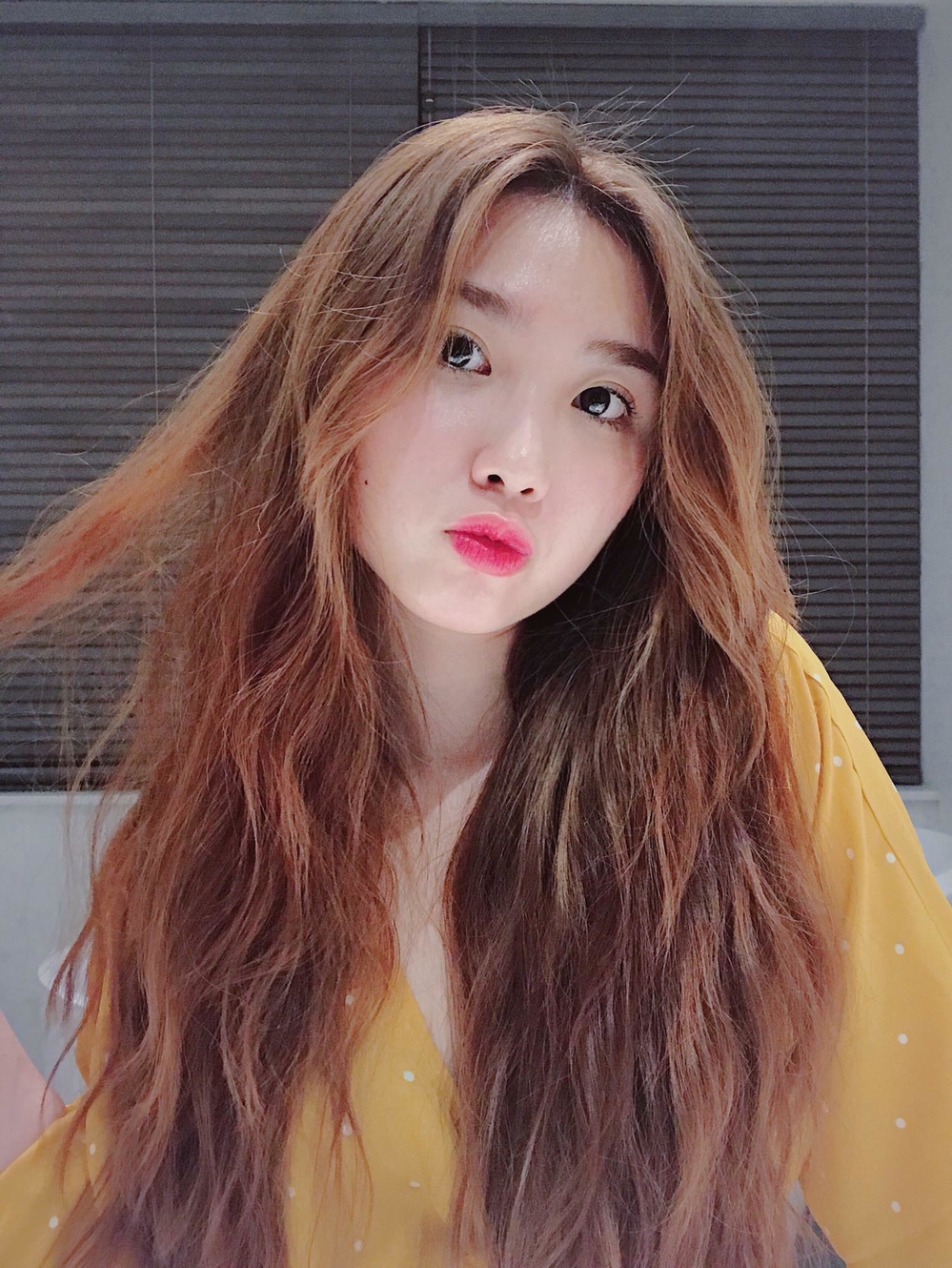 Lộ diện người yêu nóng bỏng của thủ thành Bùi Tiến Dũng, đã ấn định ngày cưới !?