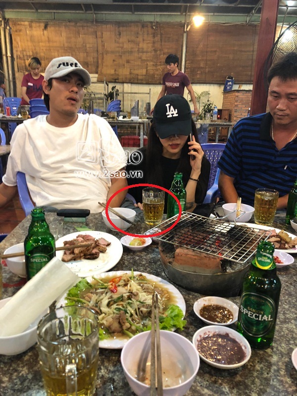 SHOCK: Lộ bằng chứng An Nguy theo chân Kiều Minh Tuấn về quê nghỉ lễ, mặc kệ Cát Phượng ở lại Sài Gòn