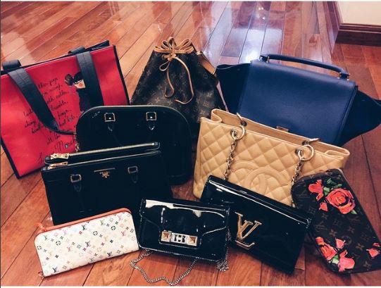 Nhan sắc kẹo ngọt, gia thế giàu có của Quỳnh Anh - cô gái khiến Duy Mạnh đang dự lễ mừng công vẫn tranh thủ ra gặp mặt