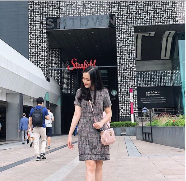 Nhan sắc kẹo ngọt, gia thế giàu có của Quỳnh Anh - cô gái khiến Duy Mạnh đang dự lễ mừng công vẫn tranh thủ ra gặp mặt