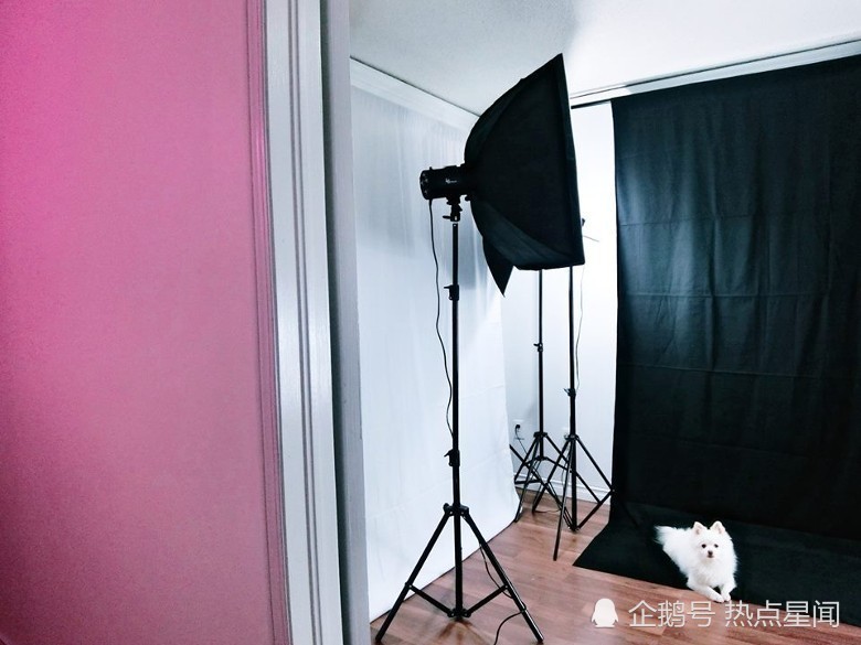 Bạn gái đồng tính xác nhận đính hôn với con rơi Thành Long, cả 2 cùng làm chủ studio chụp ảnh