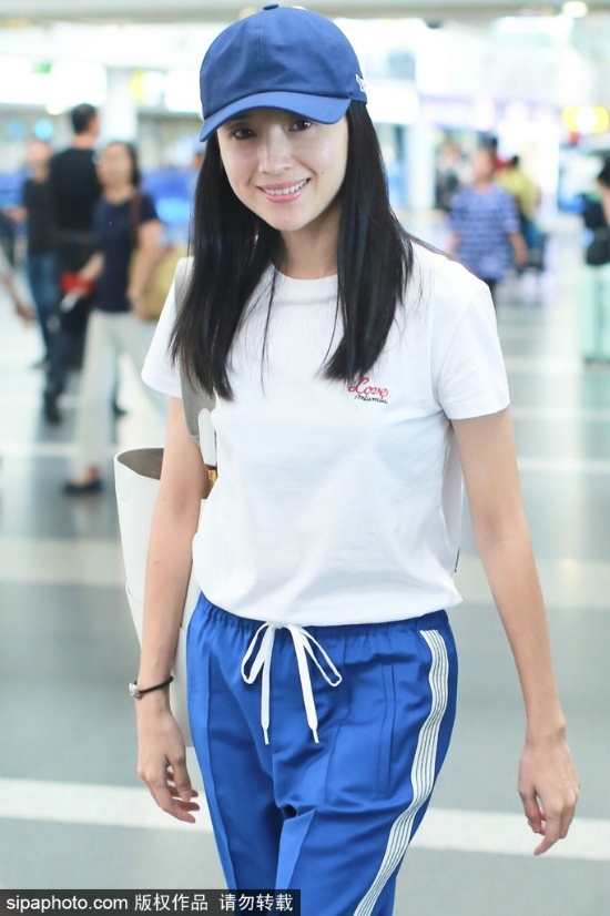 Đổng Khiết bị gọi là nấm độc vì không cho con gặp bố và ông