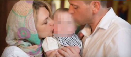 Anh chồng bị vợ tráo tinh trùng, phải nuôi con tu hú