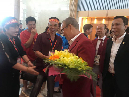 HLV Park Hang-seo và VFF ký hợp đồng đến hết năm 2020