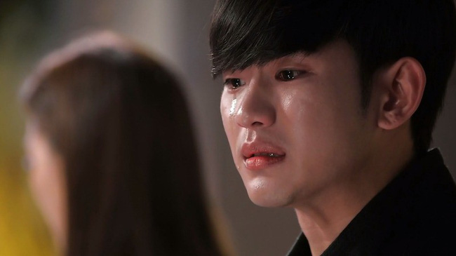 Vừa cưới một tuần, được chồng yêu thương hết mực, tôi vẫn quyết ly hôn vì không thể chấp nhận bí mật động trời của anh ngay đêm tân hôn