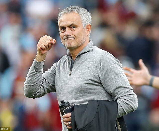 Matic hiểu rõ sự hiệu quả từ những trò hề của Mourinho