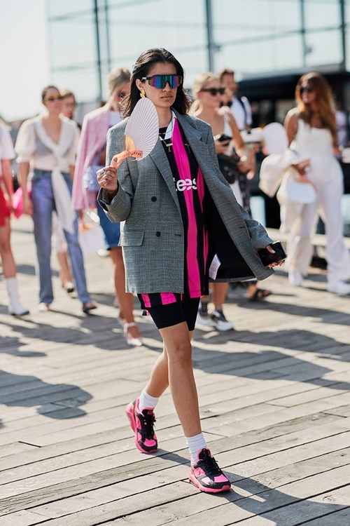 Thu này muốn thật sành điệu đừng bỏ qua 6 trang phục này