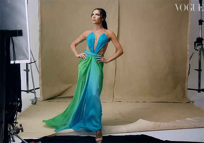 Gia đình Beckham hạnh phúc trên bìa tạp chí Vogue sau tin đồn rạn nứt