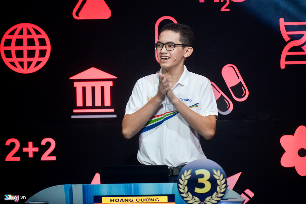 4 nam sinh xuất sắc của Đường lên đỉnh Olympia đều chưa có bạn gái